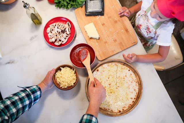 Zelfgemaakt Pizzarette Deeg: De Creatieve Keuze voor Thuisbakkers