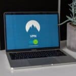 De Meedogenloze Jacht op Data: Hoe je Jezelf Beschermt met de Beste VPN