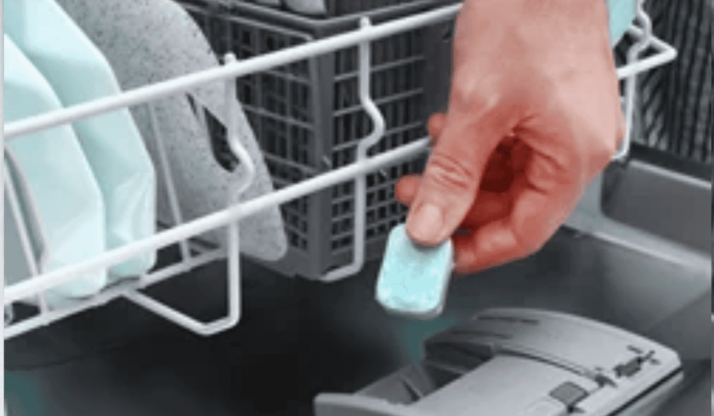 Vaatwasser schoonmaken