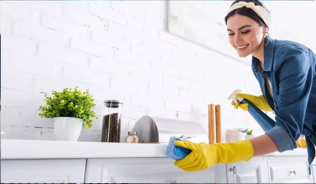 Schoonmaken: praktische tips, de beste schoonmaakmiddelen 